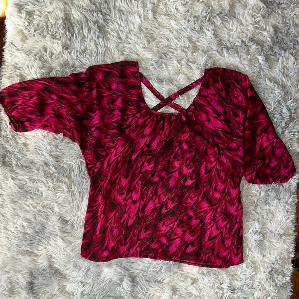 Women's Pink Patterned Top